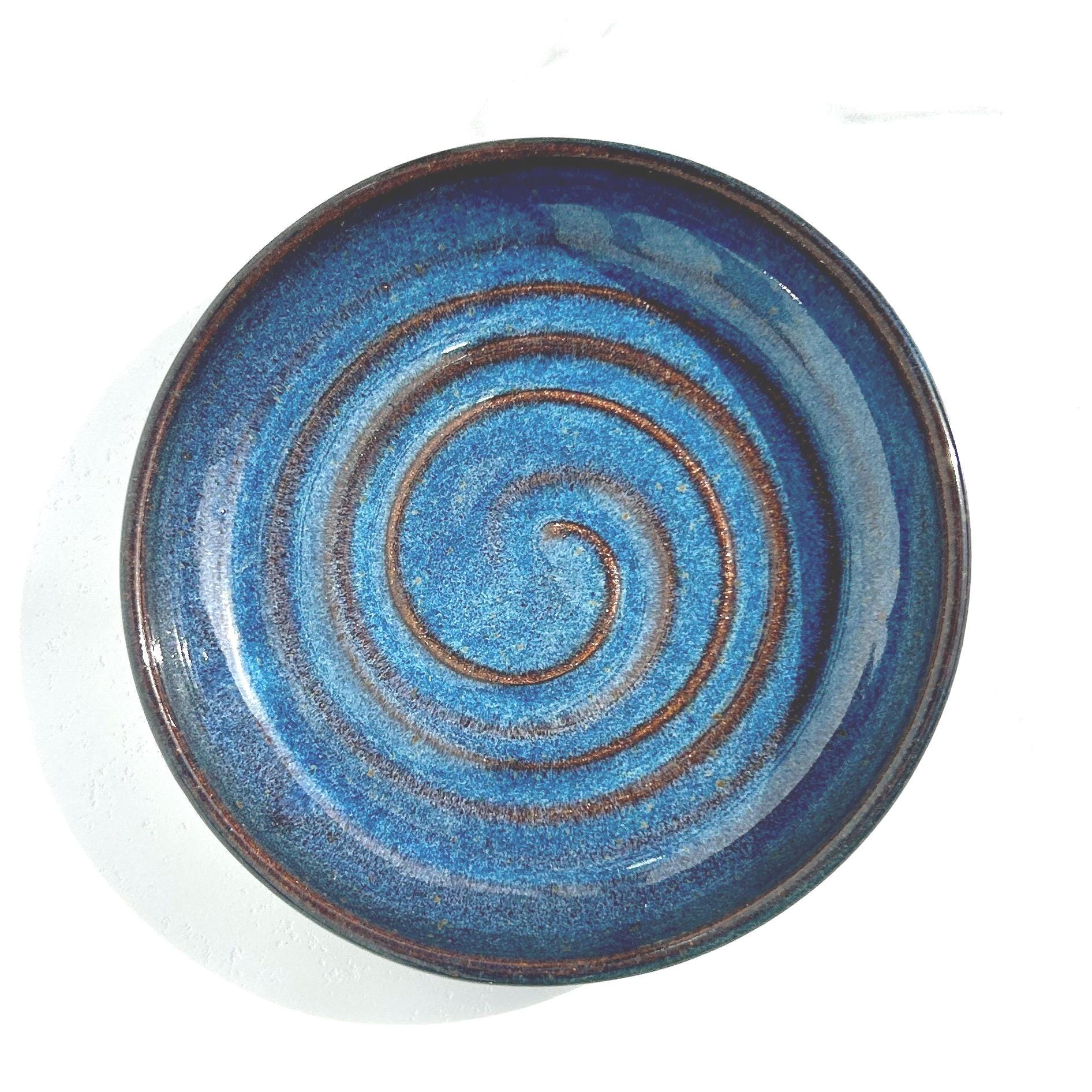 Handmade Ceramic Reptile Bowl: Shallow Lizard Dish, Food & Water - Image 9